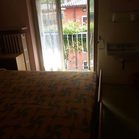 Albergo Alla Rocca Garde Extérieur photo