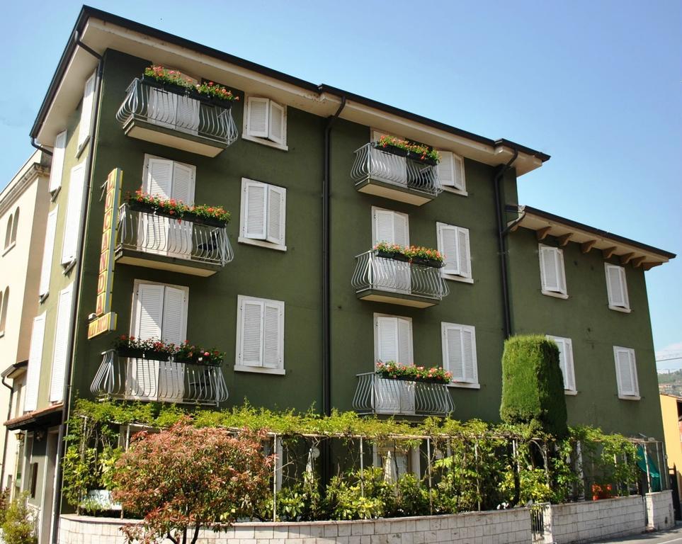 Albergo Alla Rocca Garde Extérieur photo