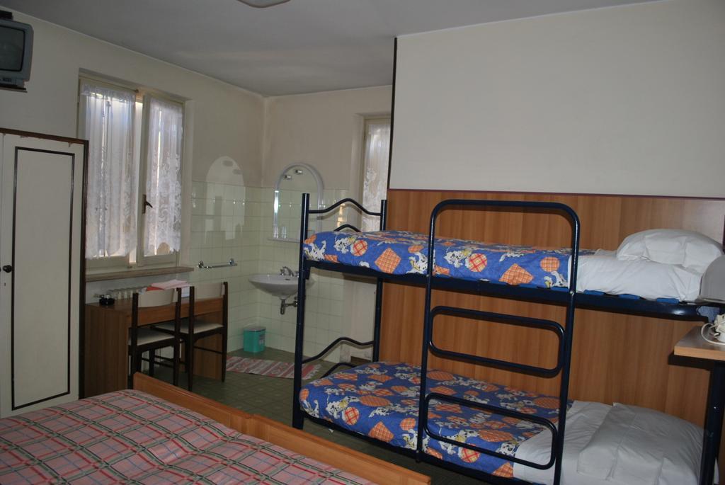 Albergo Alla Rocca Garde Chambre photo